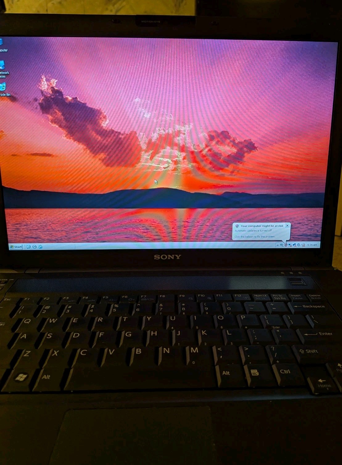 Vintage Sony Vaio VGN-BZ562P20 Laptop 15.6 LCD PCG-9Z1L. w/ adapter & Dell bag.