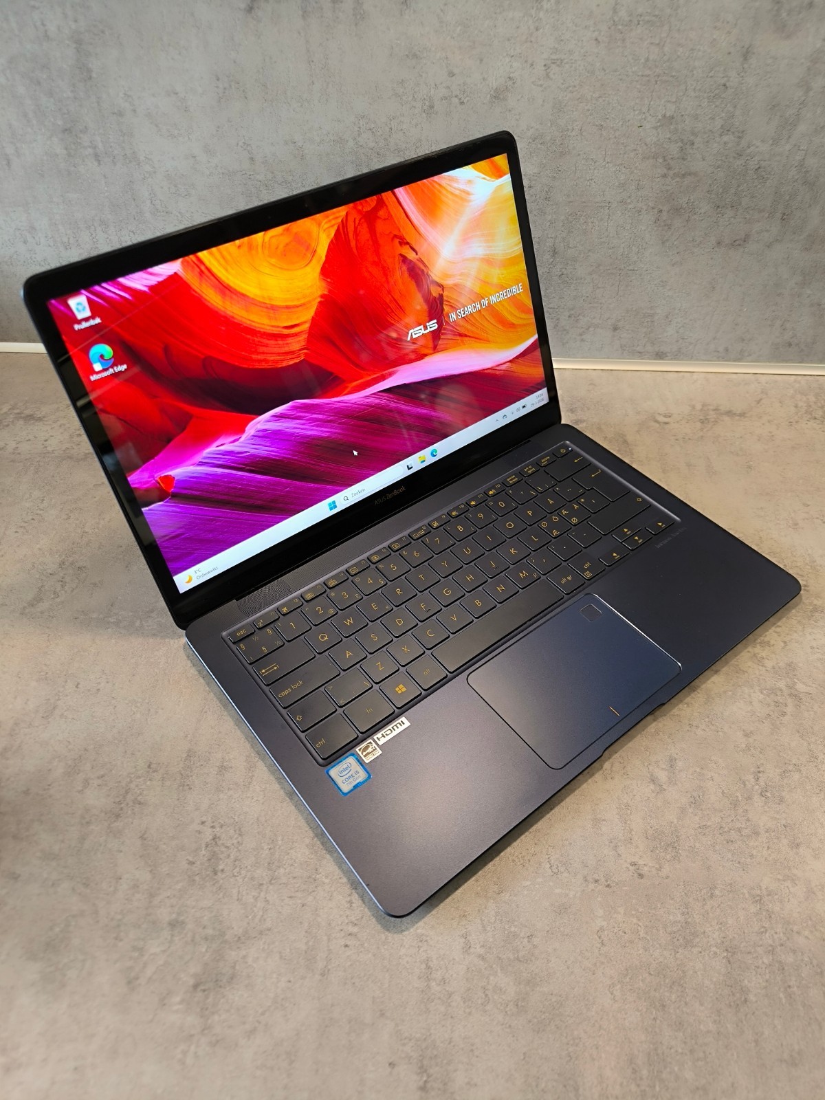 SUS ZenBook UX490UA – Ultra-Slim Premium Ultrabook | i5 | 8GB RAM | 512GB NVMe