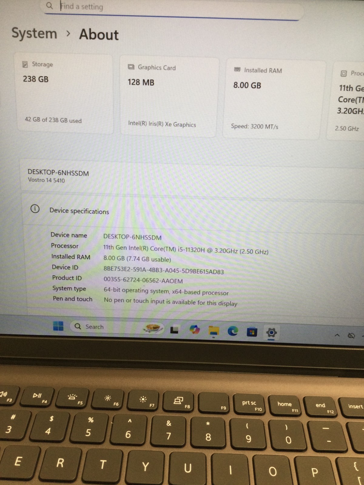 Dell Vostro 14 5410 core i5 11th gen 3.20ghz 256 gb ssd 8gb ram win 11 pro 14”