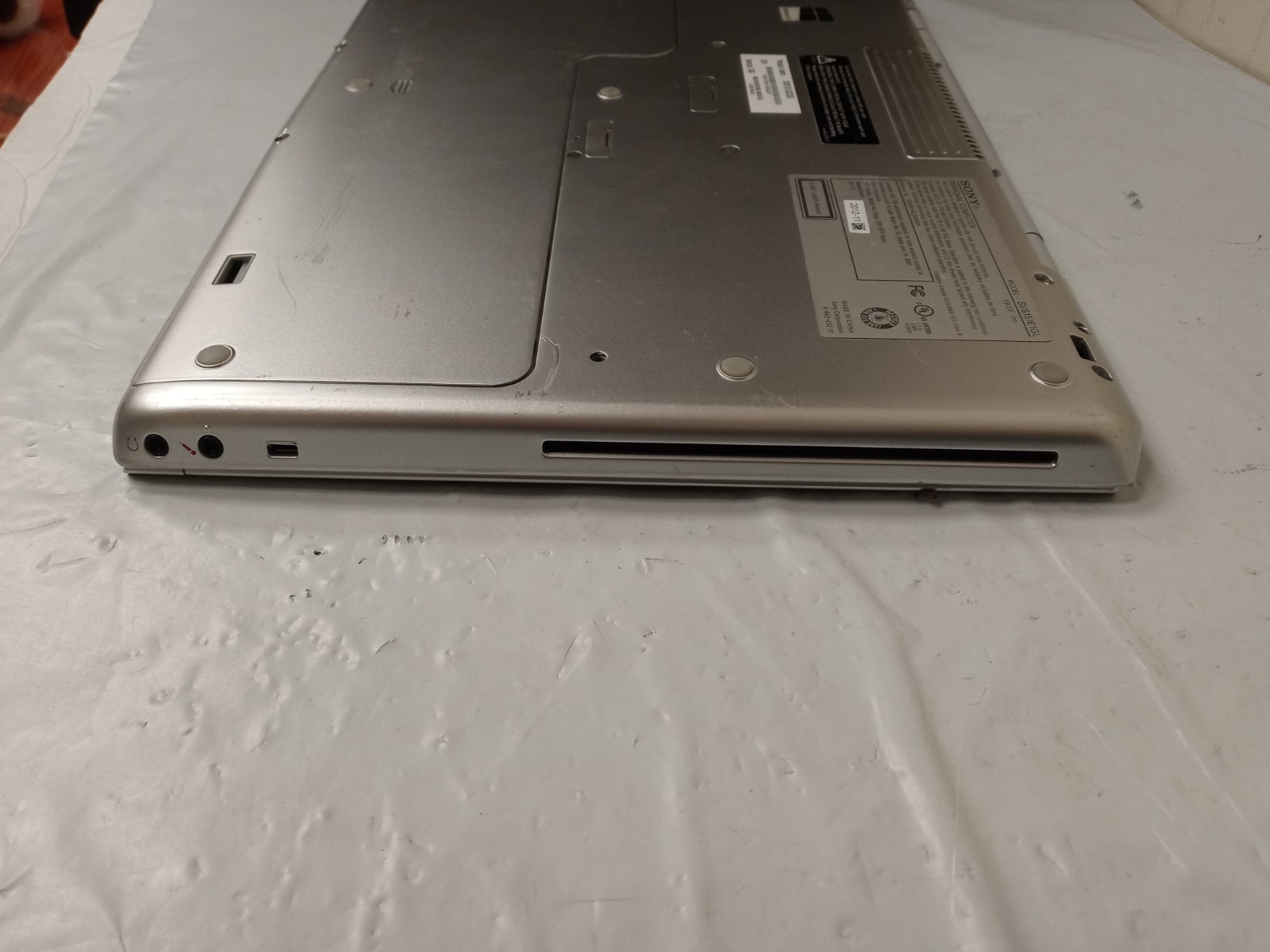 SONY SVS151E1GL VAIO A16 i5-3317U 4GB RAM 0GB HDD laptop Tablet PC NO OS NO AC