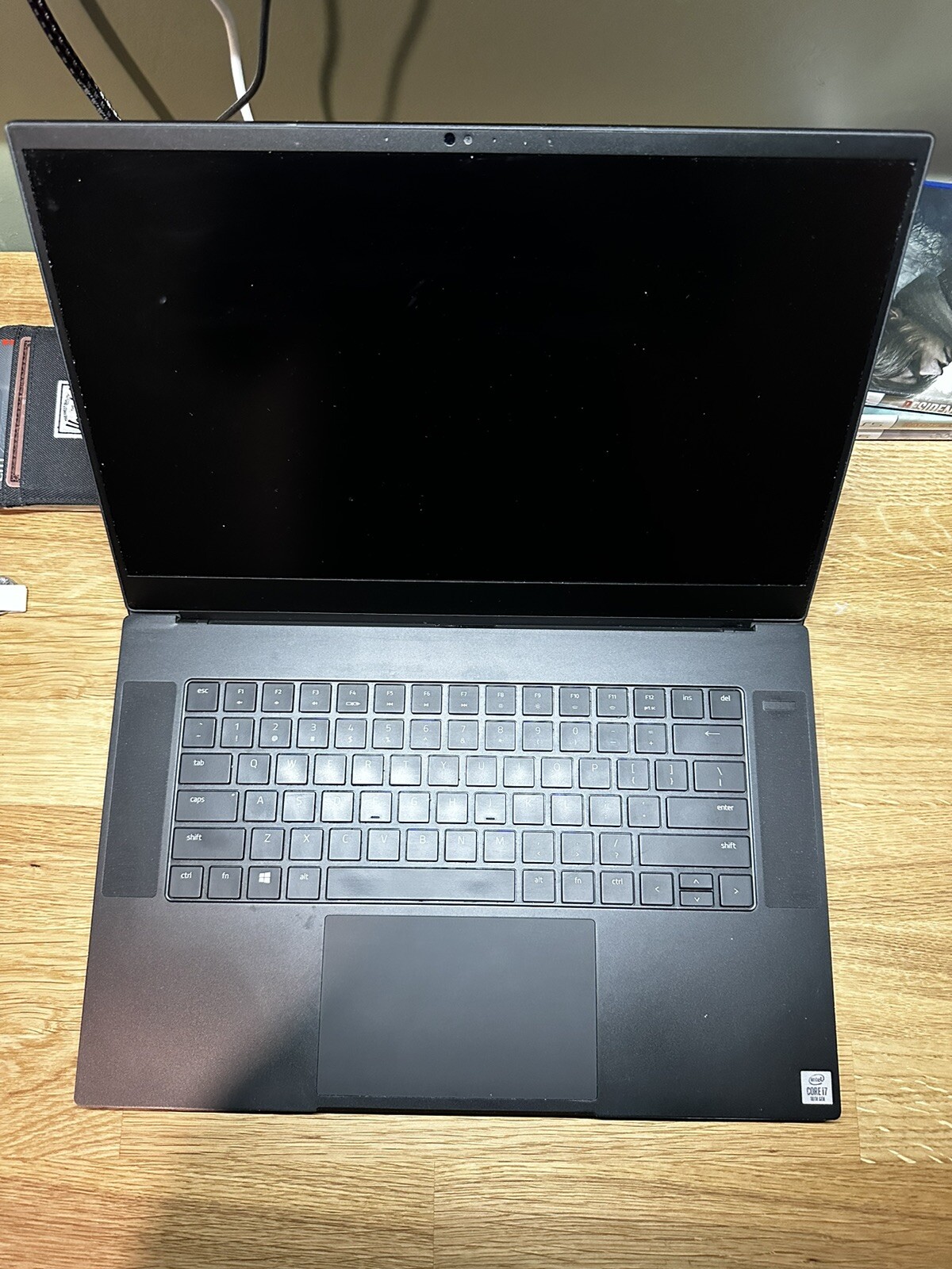 Razer Blade 15 Advanced i7-10875H, 2070 Super, 15.6” FHD 300Hz, 16GB RAM, 512GB