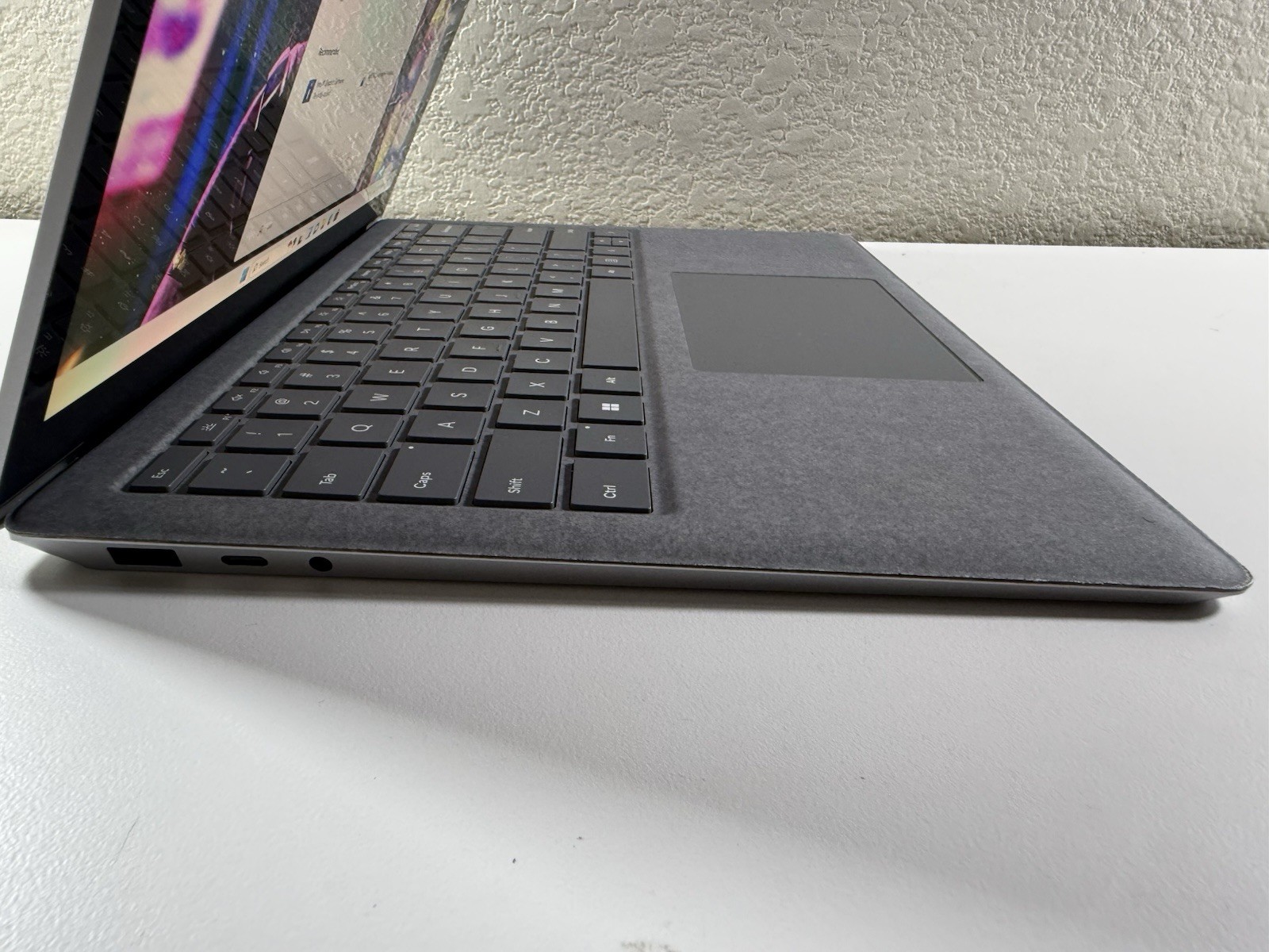 Microsoft Surface Laptop 5 13.5” 1950 Intel Core i7-1265U 16GB RAM 512GB NVME