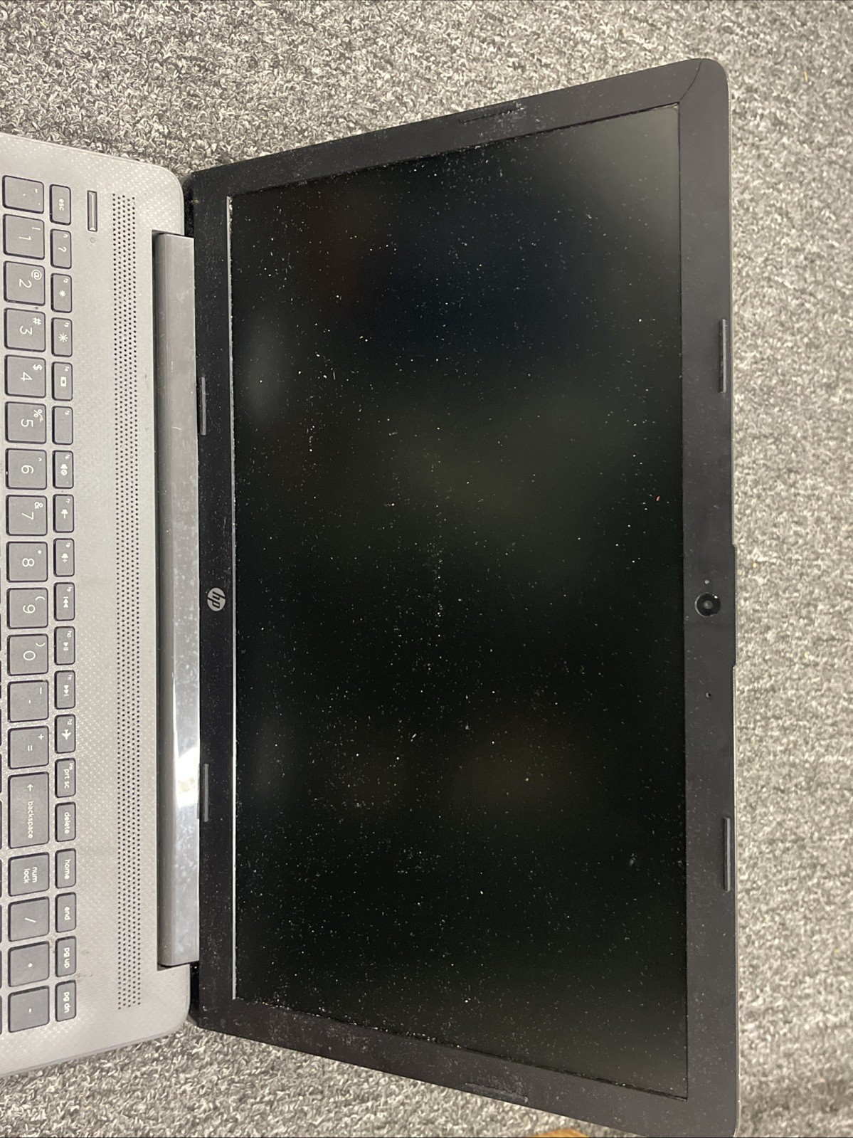 HP 255 G7 15.6″ A4-9125 2.3GHz 8GB RAM Win 10 (NO HDD/AC ADAPTER)