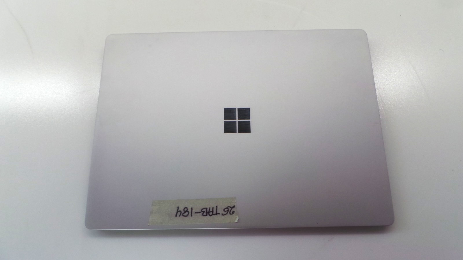 Microsoft Surface Laptop 2 | 13.5″ Touch | i7-8650U 1.90GHz 16GB RAM 512GB SSD
