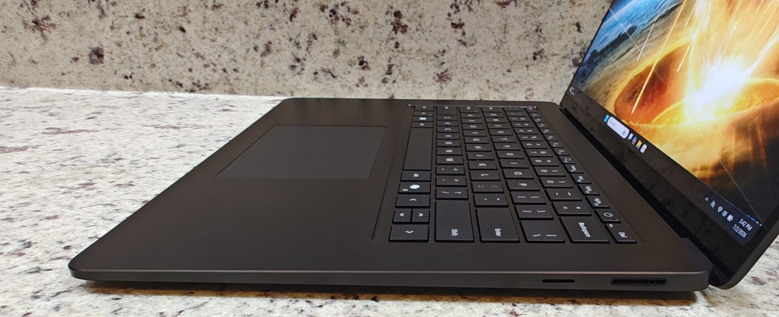 Microsoft Surface 15″ Laptop 7 — Ultra 7 268V / 32GB RAM / 512GB SSD