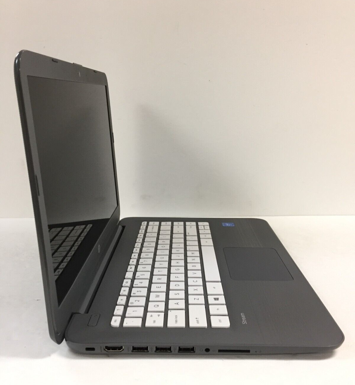 Lot of 3 HP Stream 14-cb012wm 14-cb011wm 14″ Laptop/N3060/4GB/32GB *Bad Battery*