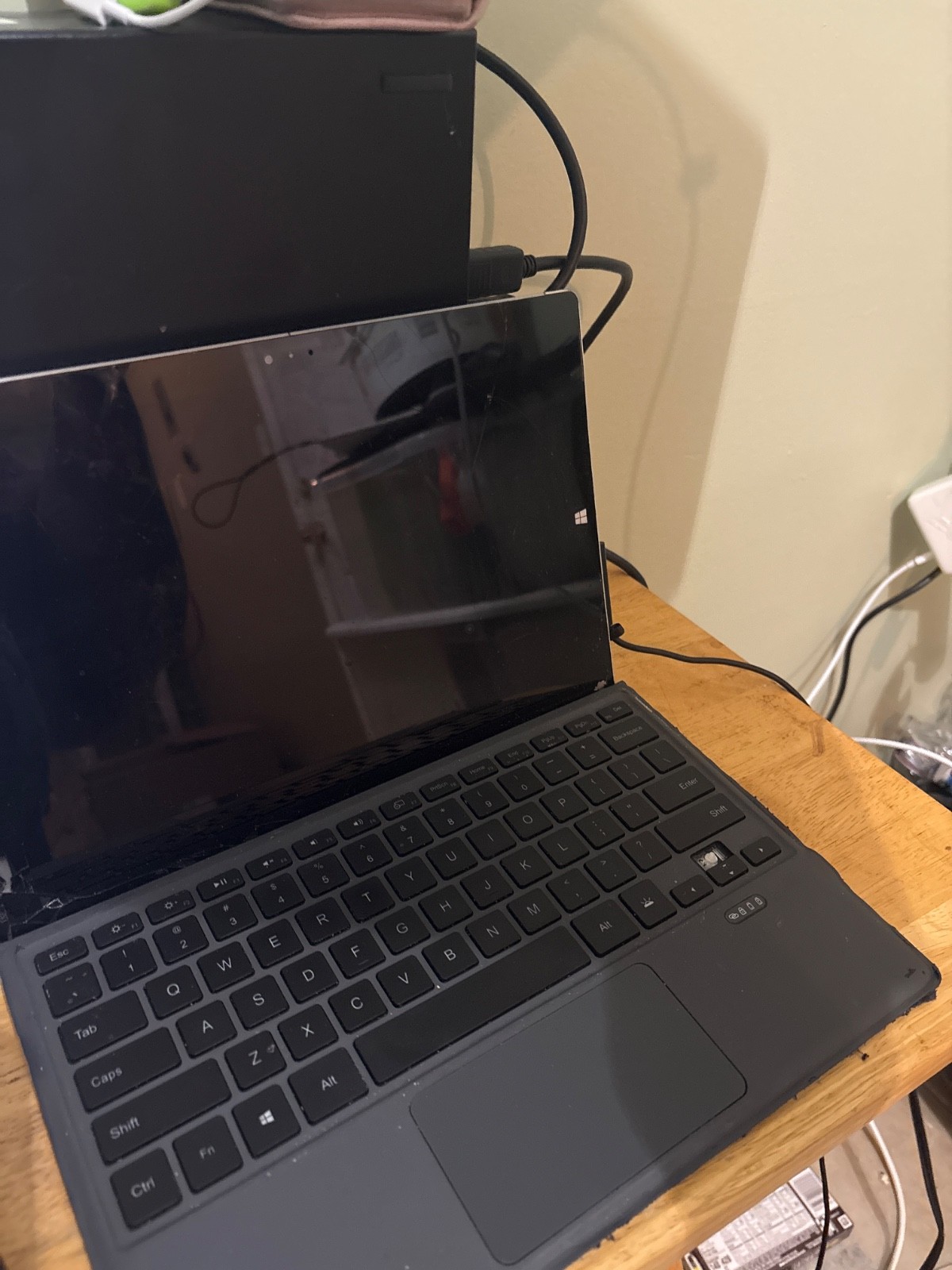 Microsoft Surface Pro (128GB, i5 7th Gen., 4GB)Laptop – Silver – 1796