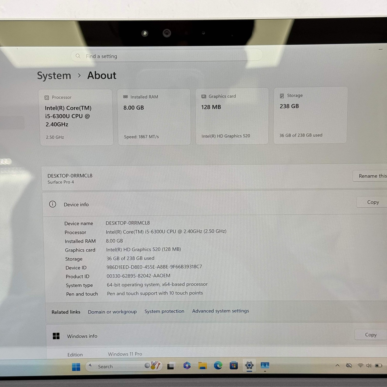 Microsoft Surface Pro 4 1724 12.3″ i5 2.5GHz 8GB RAM 256GB SSD