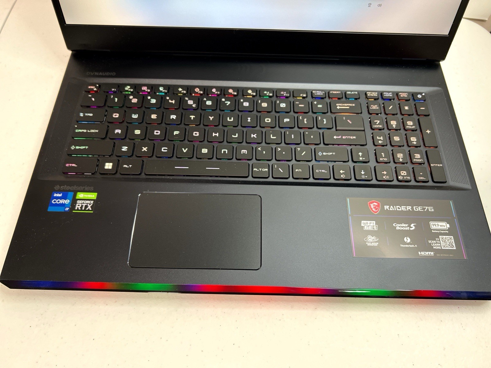 MSI GE76 Raider 17.3″ Gaming Laptop – i7-12700H, 16GB DDR5, RTX 3060, 1TB SSD