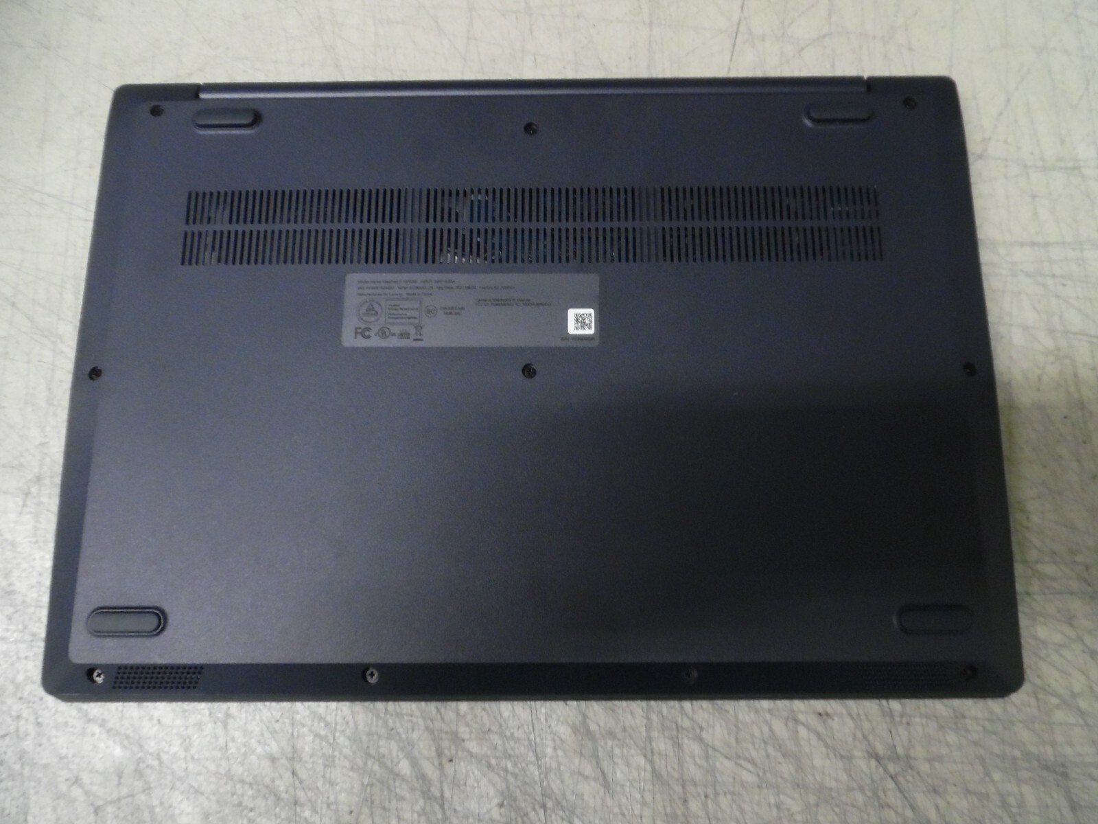 Lenovo IdeaPad 3 15.6″ (128GB SSD,Core i3 4GB RAM) Laptop Abyss Blue