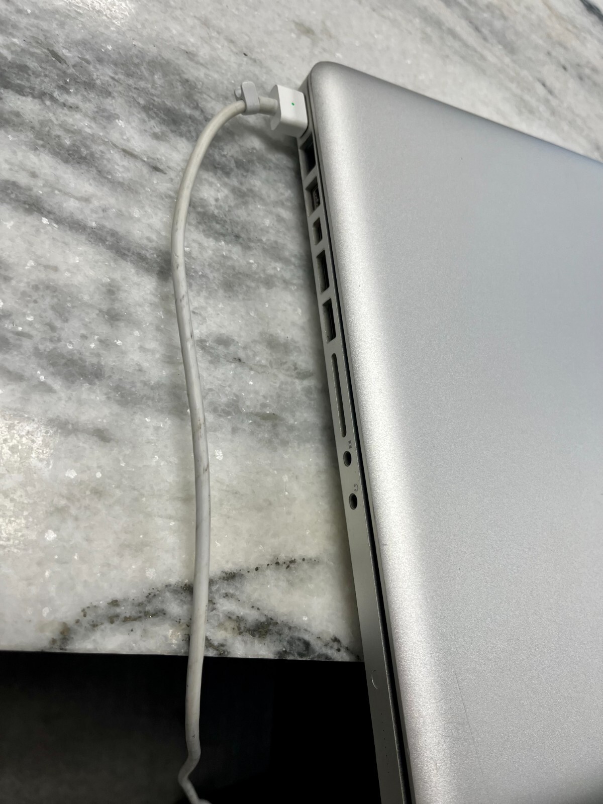 Mac Book Pro A1286