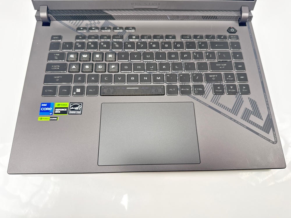 ASUS ROG Strix G16 16 i7-13650HX RTX 4060 16GB 512GB Gaming Laptop