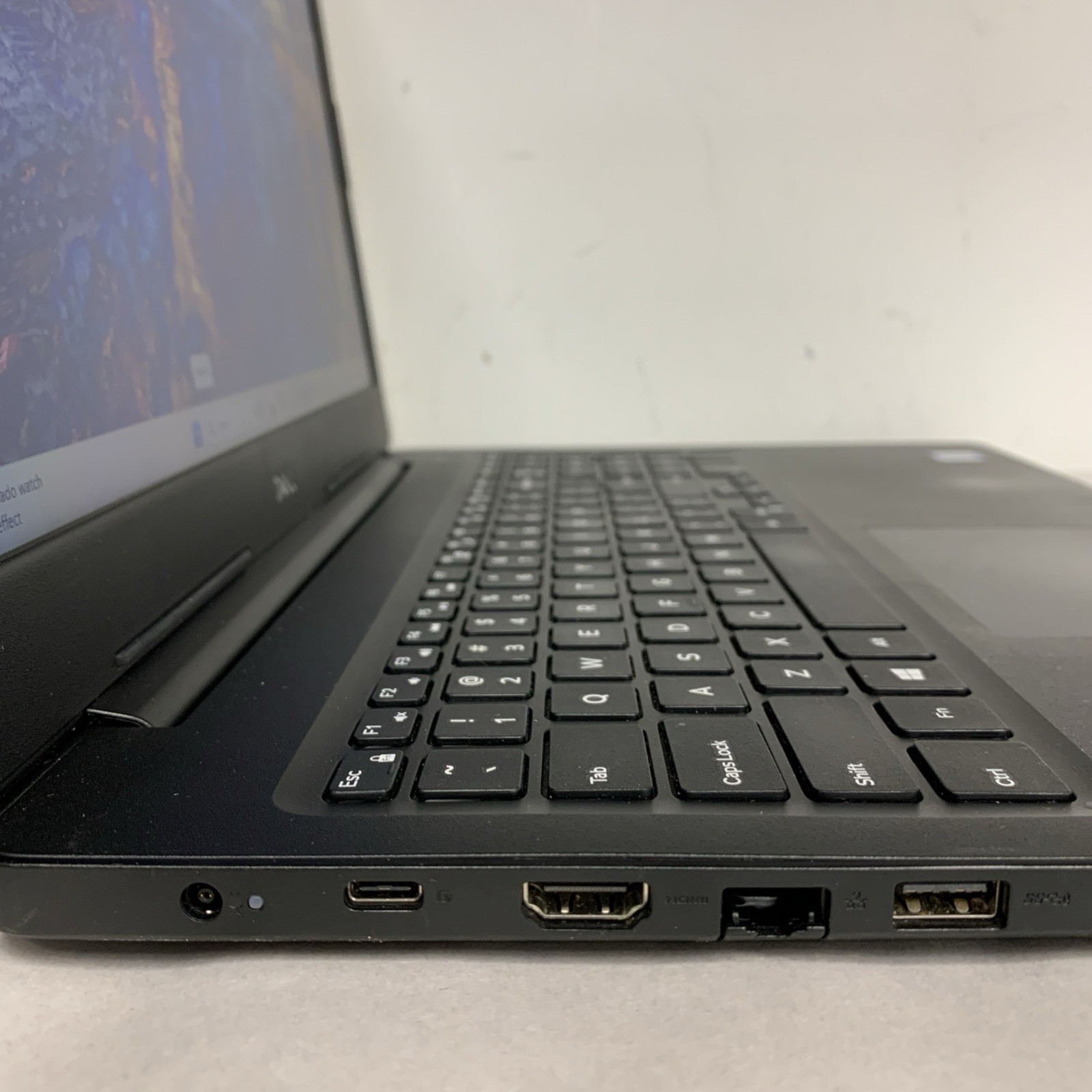 Dell Latitude 3590 15.6″ Core i5-8250U 8GB RAM 512GB HDD Win11 Pro