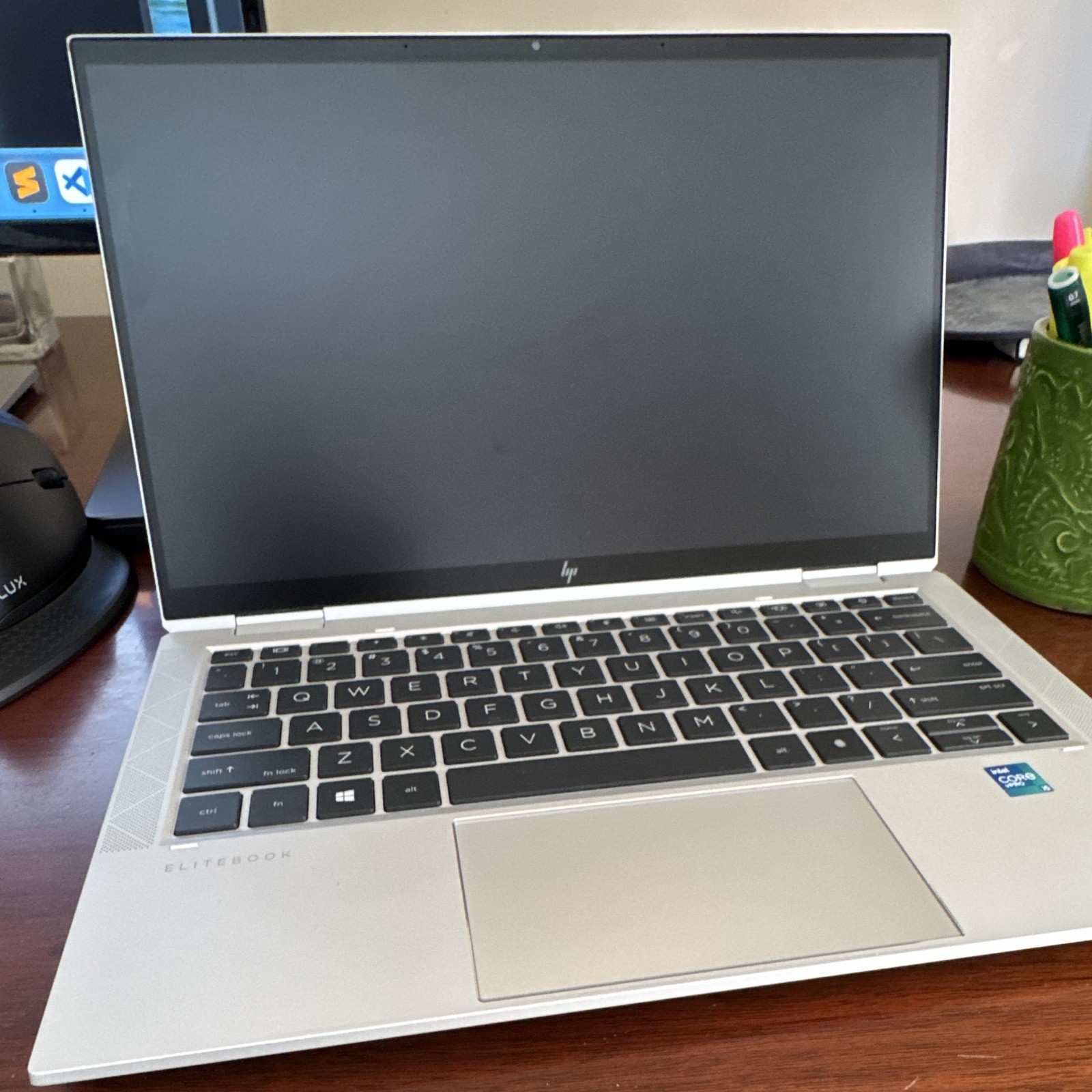HP EliteBook x360 G8 14in FHD Intel i5 16GB RAM 256GB SSD Windows 11 pro Silver