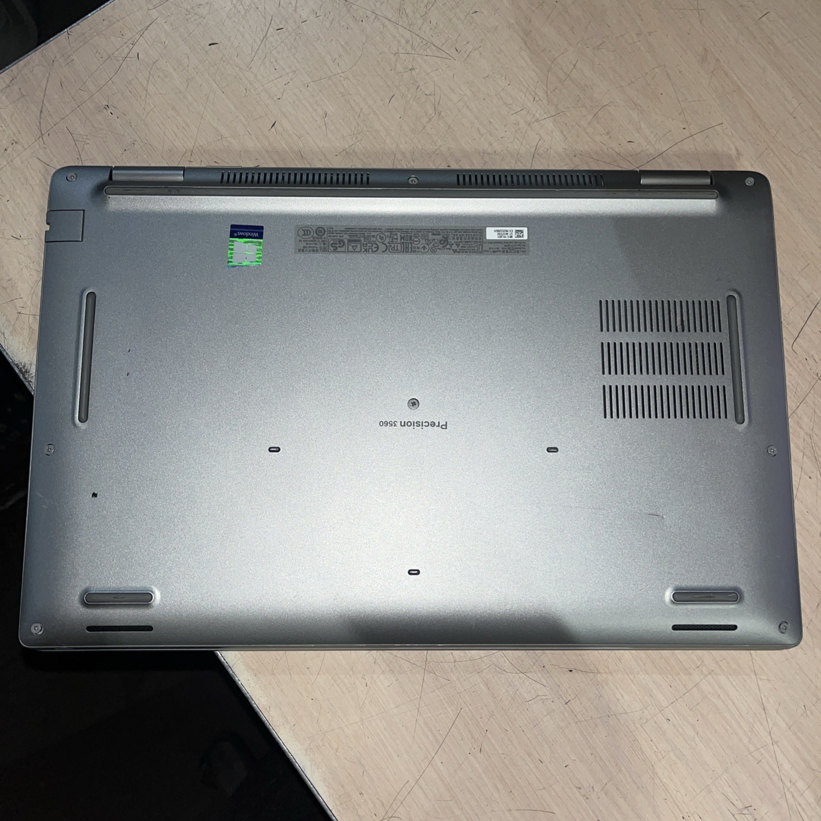 DELL PRECISION 3560 INTEL CORE I7 8GB RAM NO HD