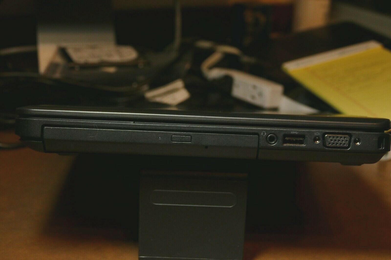 Dell Latitude E5410 14″ i3 1.90GHz NO RAM NO HD – Fingerprint Biometrics