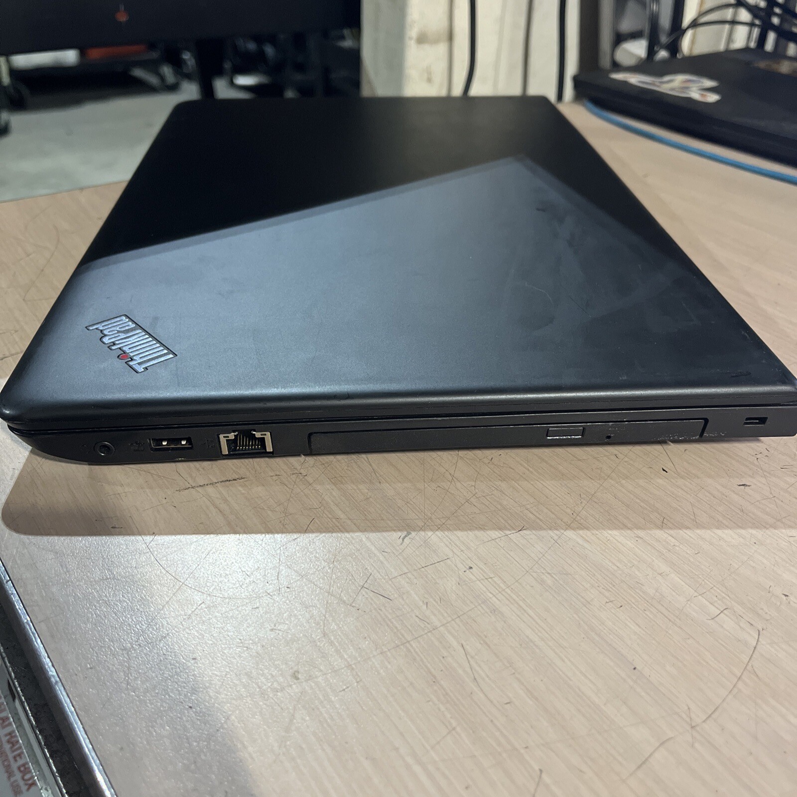 THINKPAD LENOVO E570 INTEL CORE I3 8GB RAM NO HD