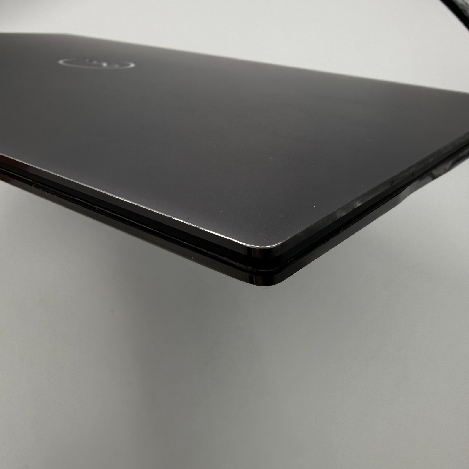 Dell Precision 5550 15 TOUCH i7-10875H 2.30 GHz 32GB 1TB Quadro T2000 Max-Q Good