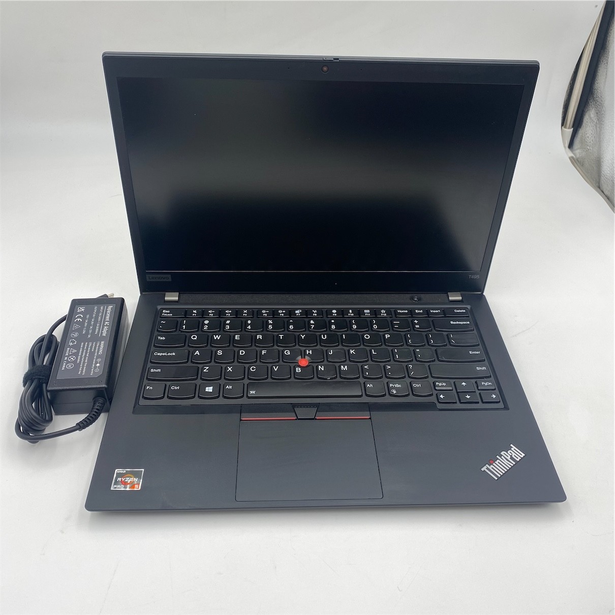 Lenovo Thinkpad T495 Ryzen 5 3500U 8GB RAM 256GB SSD *Cosmetic Details*