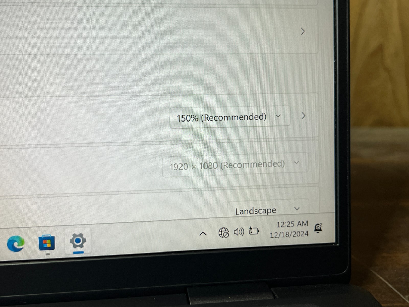 Dell Latitude 7330 13.3″ FHD Win 11 Laptop Core i7-1265U 16GB RAM 256GB SSD