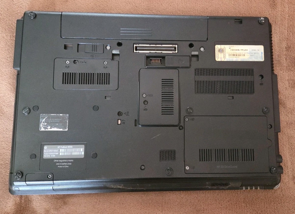 HP ProBook 6550b – 15.5” Laptop – UNTESTED