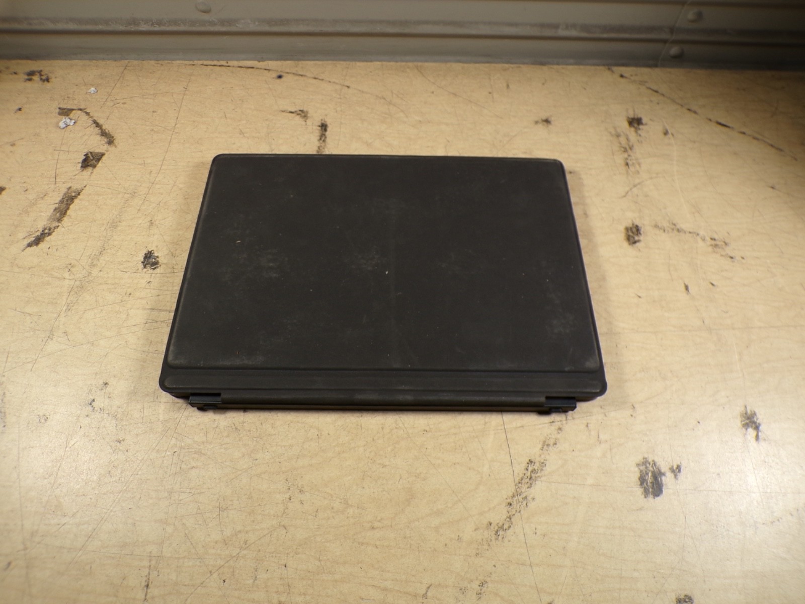 DELL LATITUDE 5290 2N 1 INTEL CORE I5-8350U 1.70GHZ 8GB RAM W/ KEYBOARD **NO HD/