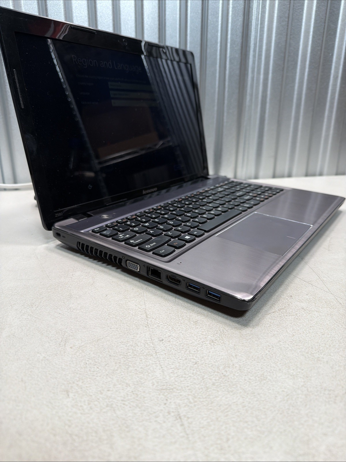 Lenovo IdeaPad Z580 15.6″ Laptop Intel i5-3210 @2.5GHz 8GB 750GB – FOR PARTS