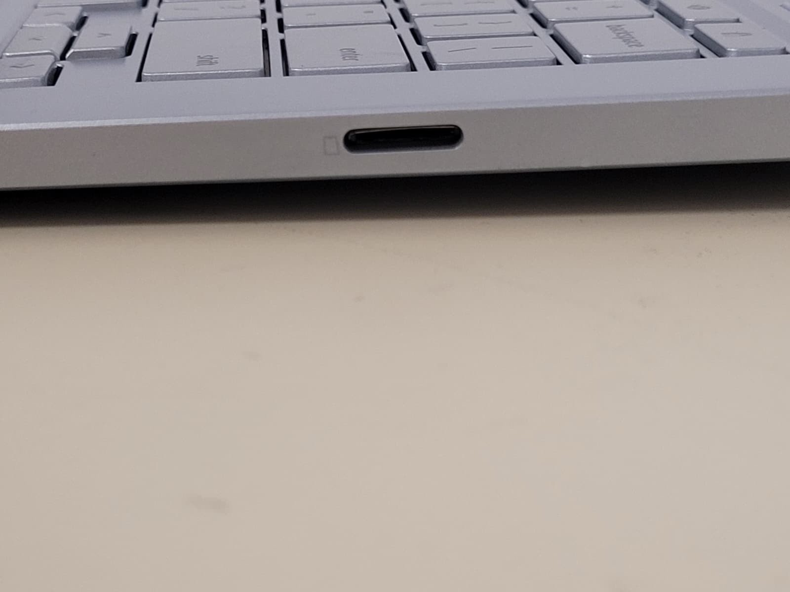 Chromebook laptop Asus 14″ FLIP 360 C433T – ONE YEAR WARRANTY