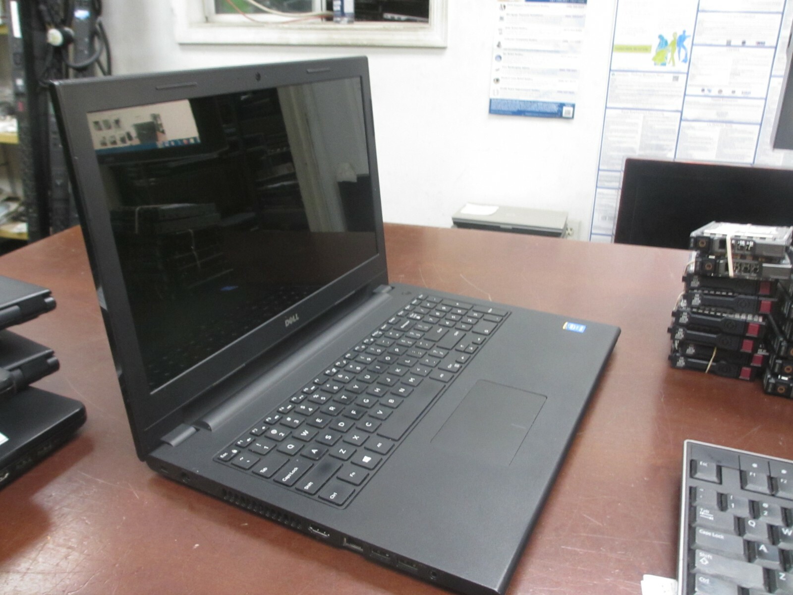 Dell Inspiron 3543 15.6″ i3-5005U 2.0GHz 8GB 500GB DVD-RW Web-Cam Laptop +AC
