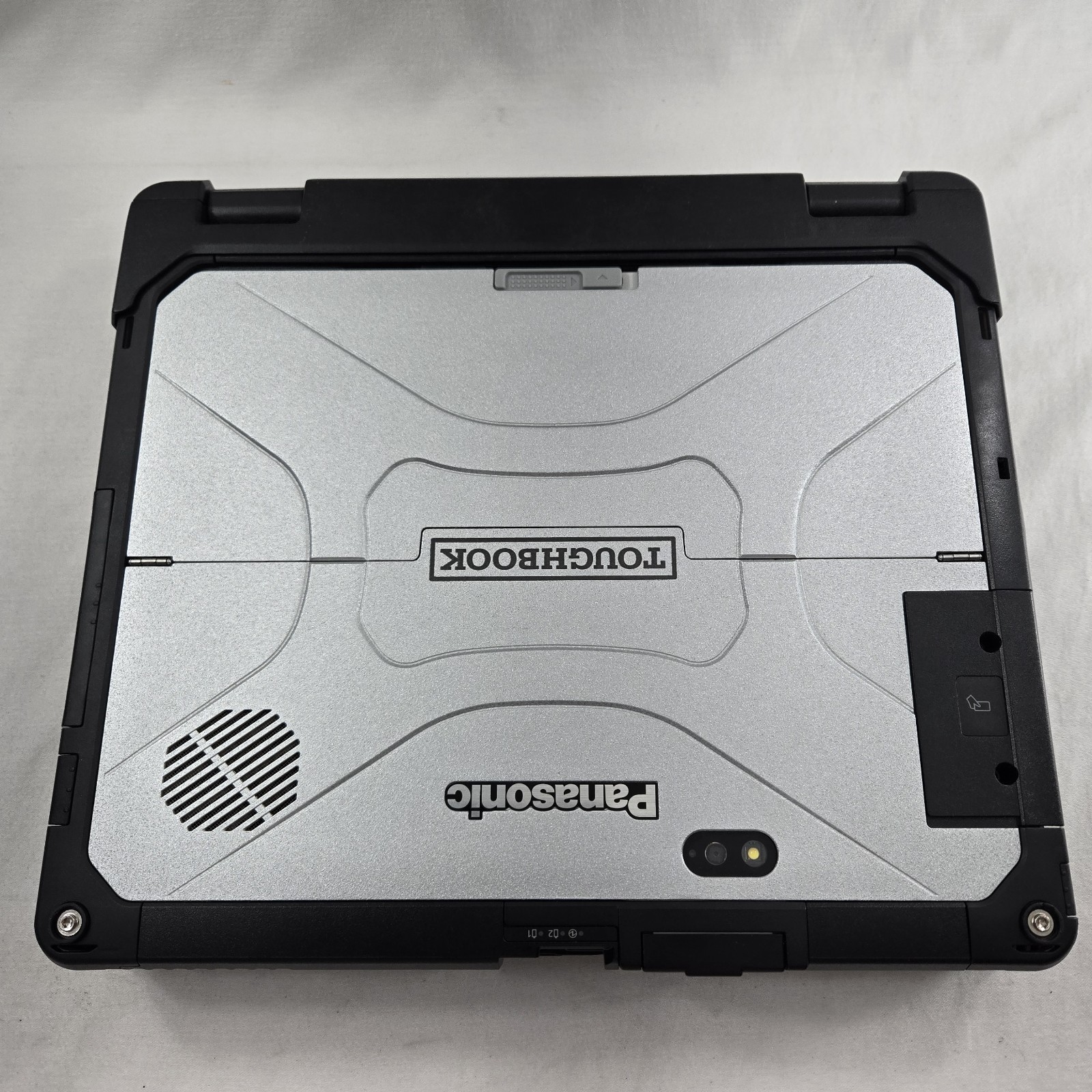 Panasonic Toughbook CF-33 i5-7300U 2.60GHz 256GB SSD 8GB Ram 4G – GPS – Grade B+