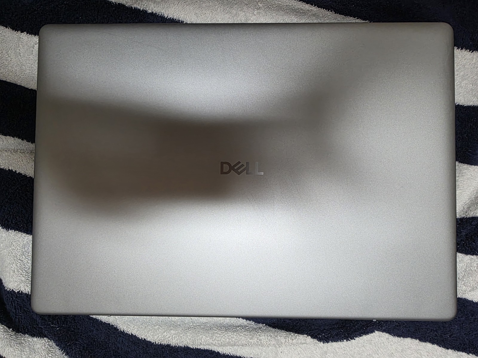 Dell – Plus – Copilot+ – 16″ 2K 2-in-1 Laptop 32GB 1TB – AMD Ryzen AI 7 350