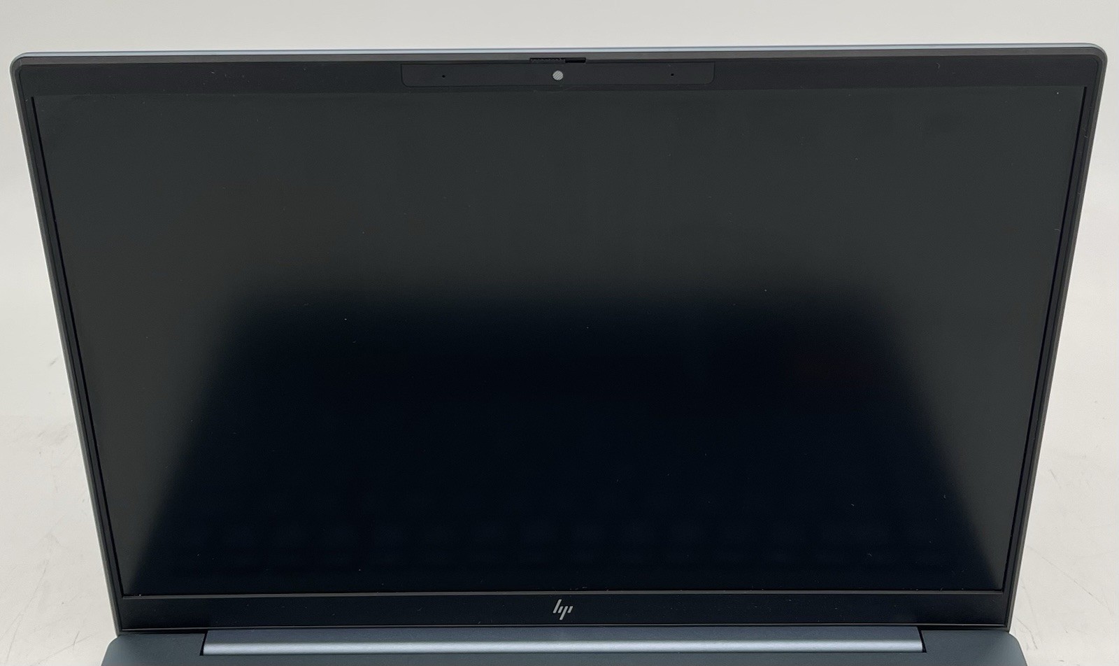 HP Pavilion Plus 14″ Laptop 14z-ey000 w/ AMD Ryzen 5 7540U 3.2GHz CPU & 16GB RAM