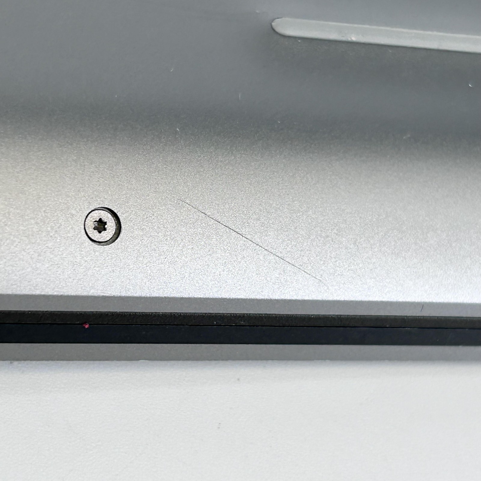 Dell Precision 5680 16 FHD 2.6GHz i9-13900H 32GB 1TB SSD RTX 2000 Ada Bad Camera