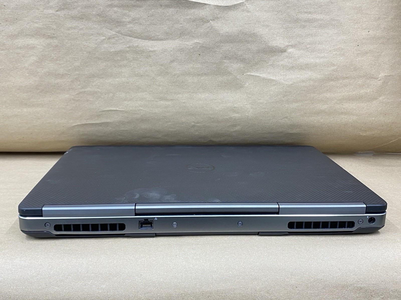 Dell Precision 7520 – 3840×2160 – E3-1575M – 8GB – 256GB SSD – Win 10 Pro READ