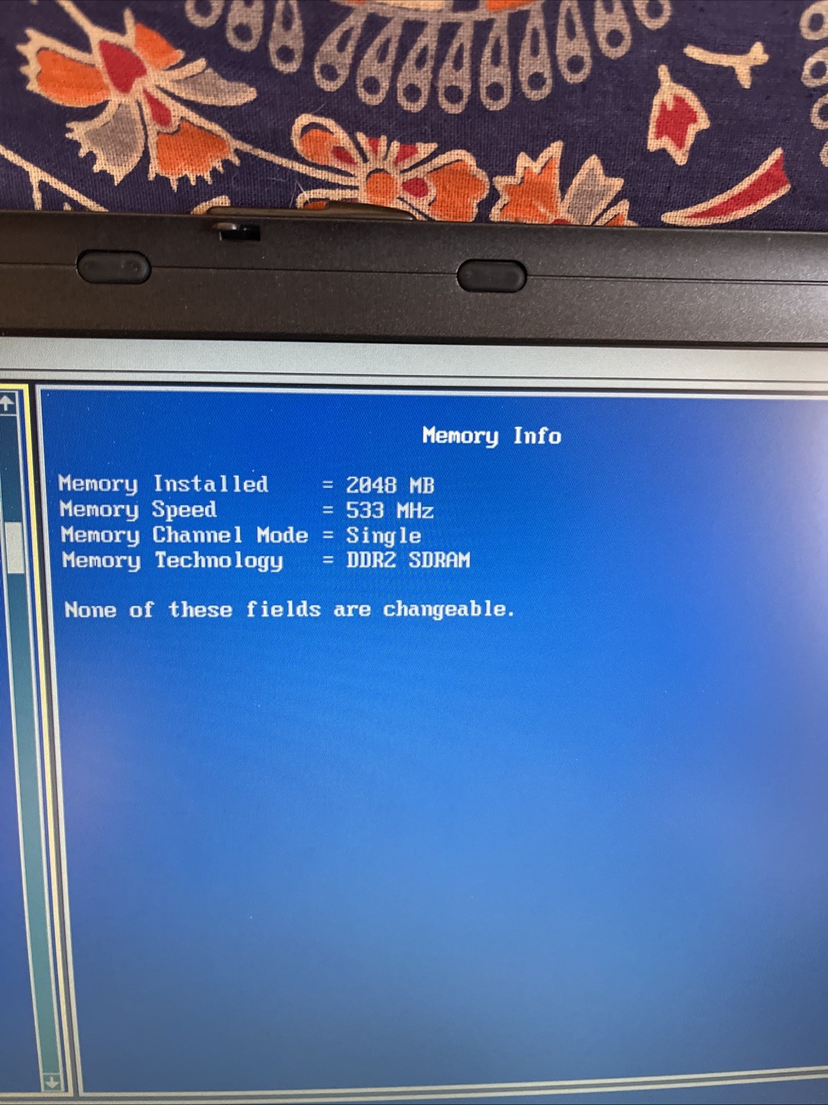 Dell Latitude D410 12″ Laptop Intel Pentium M 2GHZ 2Gb RAM NO HDD/battery CLEAN
