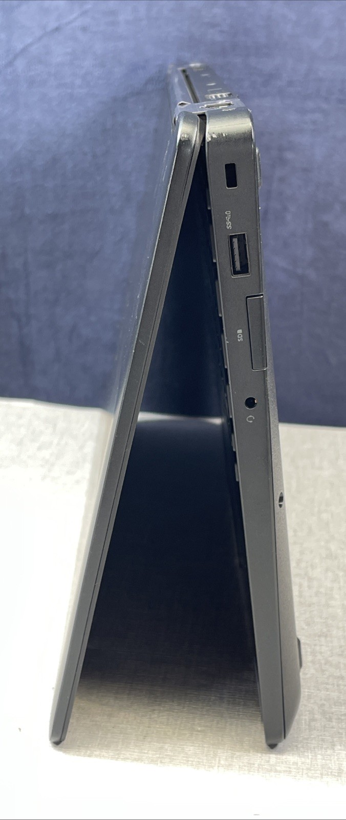 Dell Latitude E5470 Core i5 6300U 2.40 GHz 8GB RAM 256GB SSD NO OS