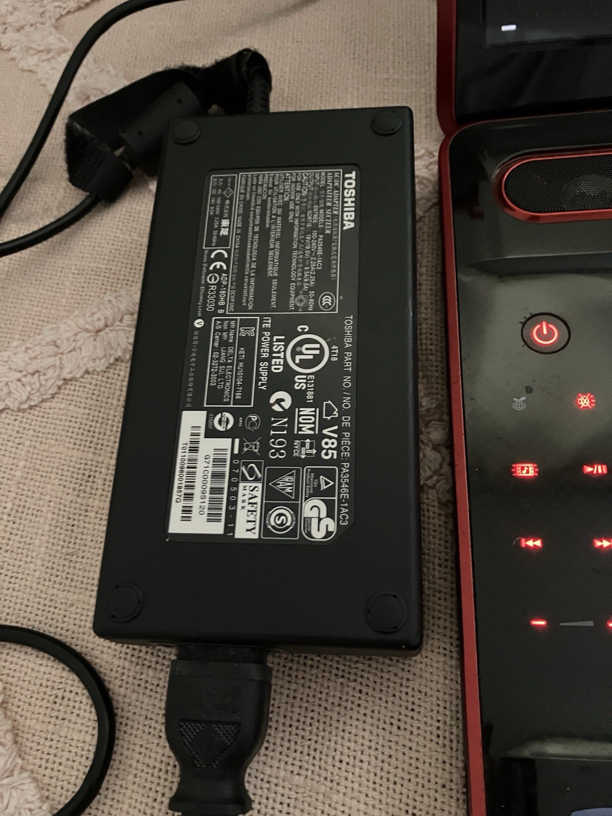 TOSHIBA Qosmio X505-Q870 – fully functional or for parts