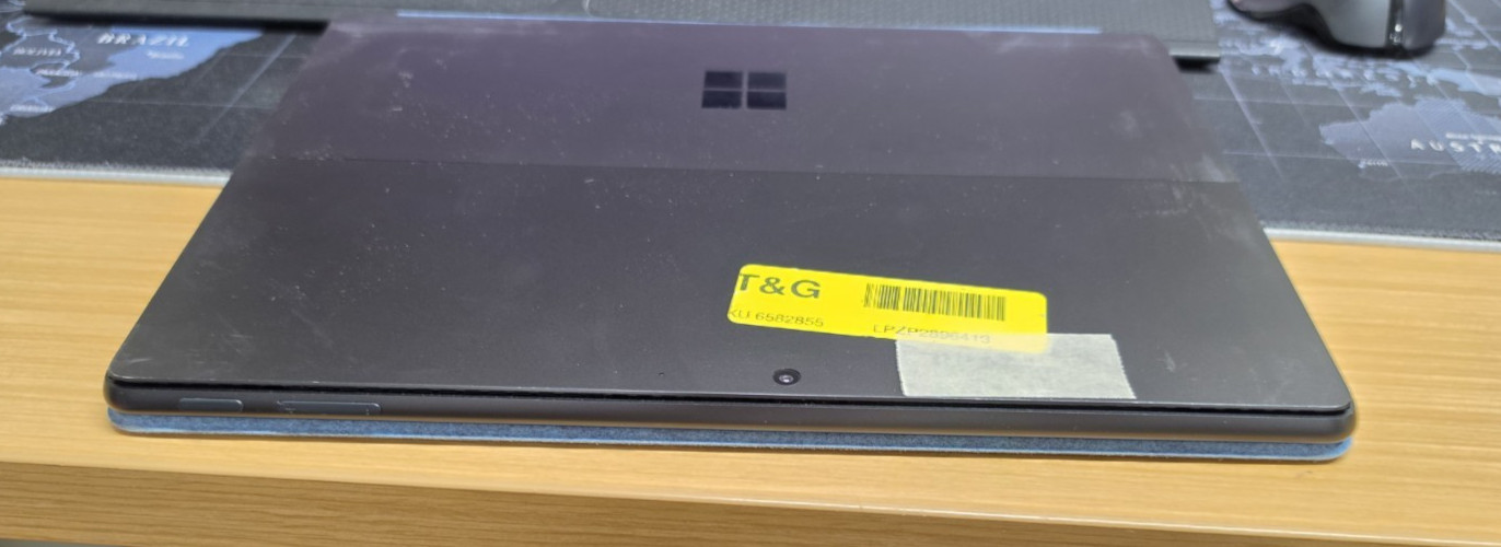 MICROSOFT SURFACE PRO 2-IN-1 LAPTOP/TABLET 13″ OLED 16GB 512GB SSD – BLACK/BLUE