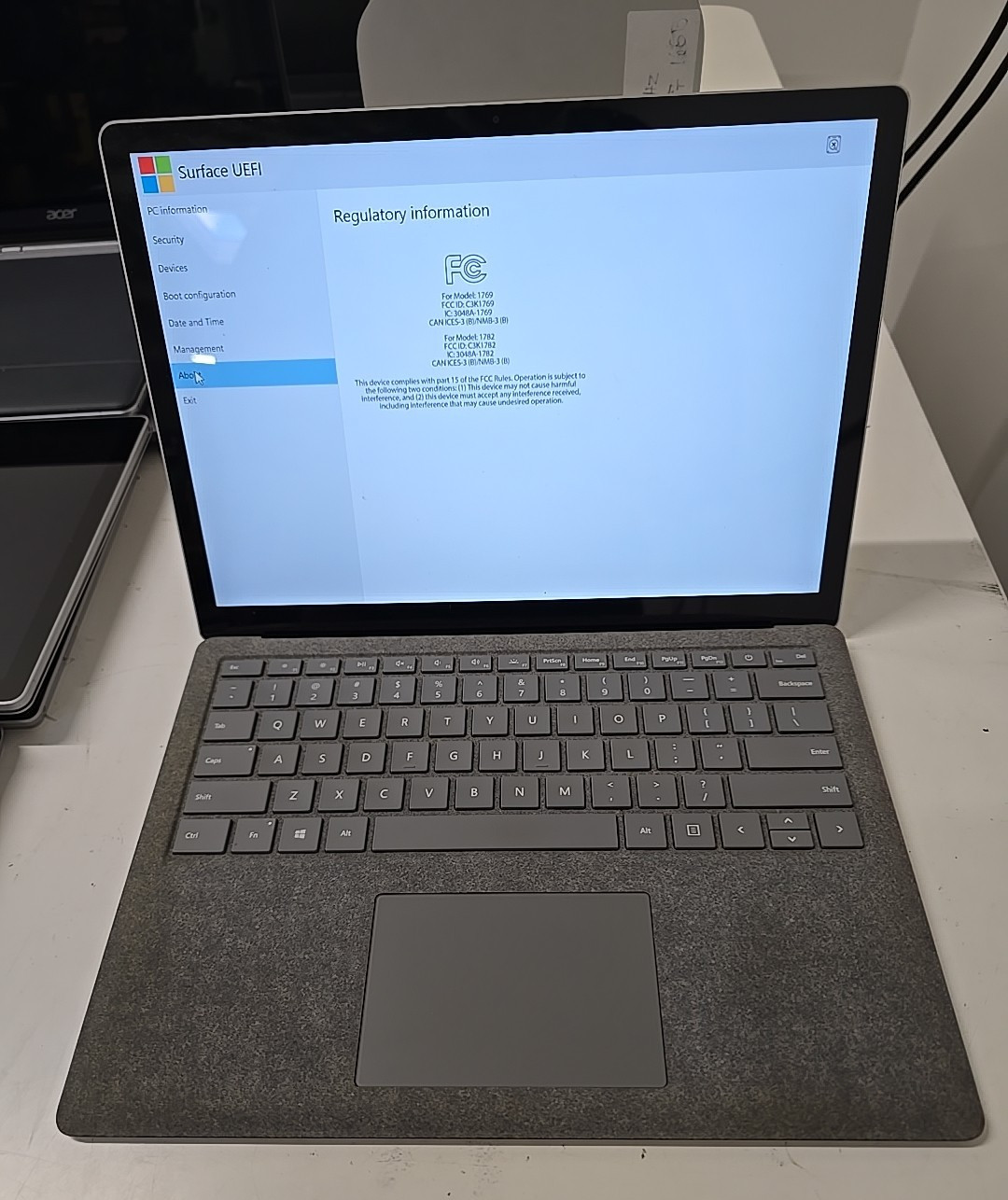 Microsoft Surface Laptop Model 1769 NO OS FOR PARTS