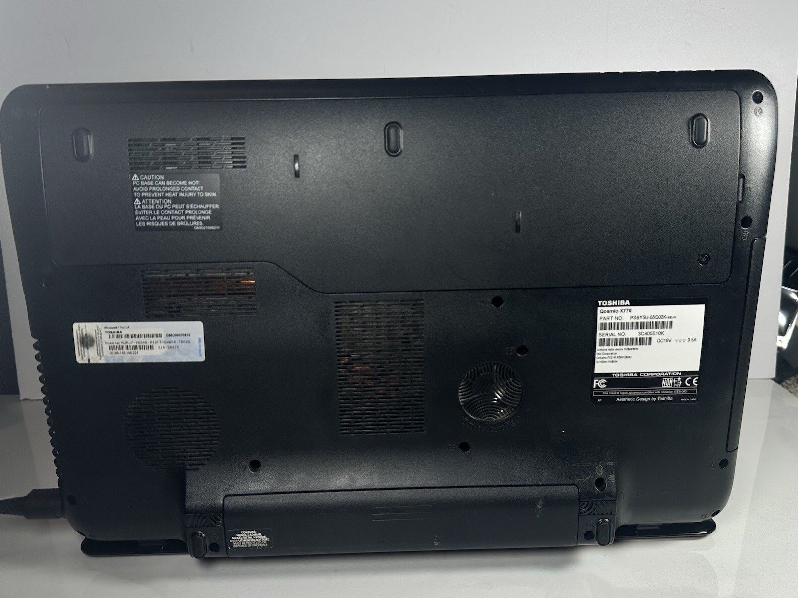 Toshiba Qosmio X770 17” i7-2670QM 8GB Boots BIOS No HDD OEM Charger VG+