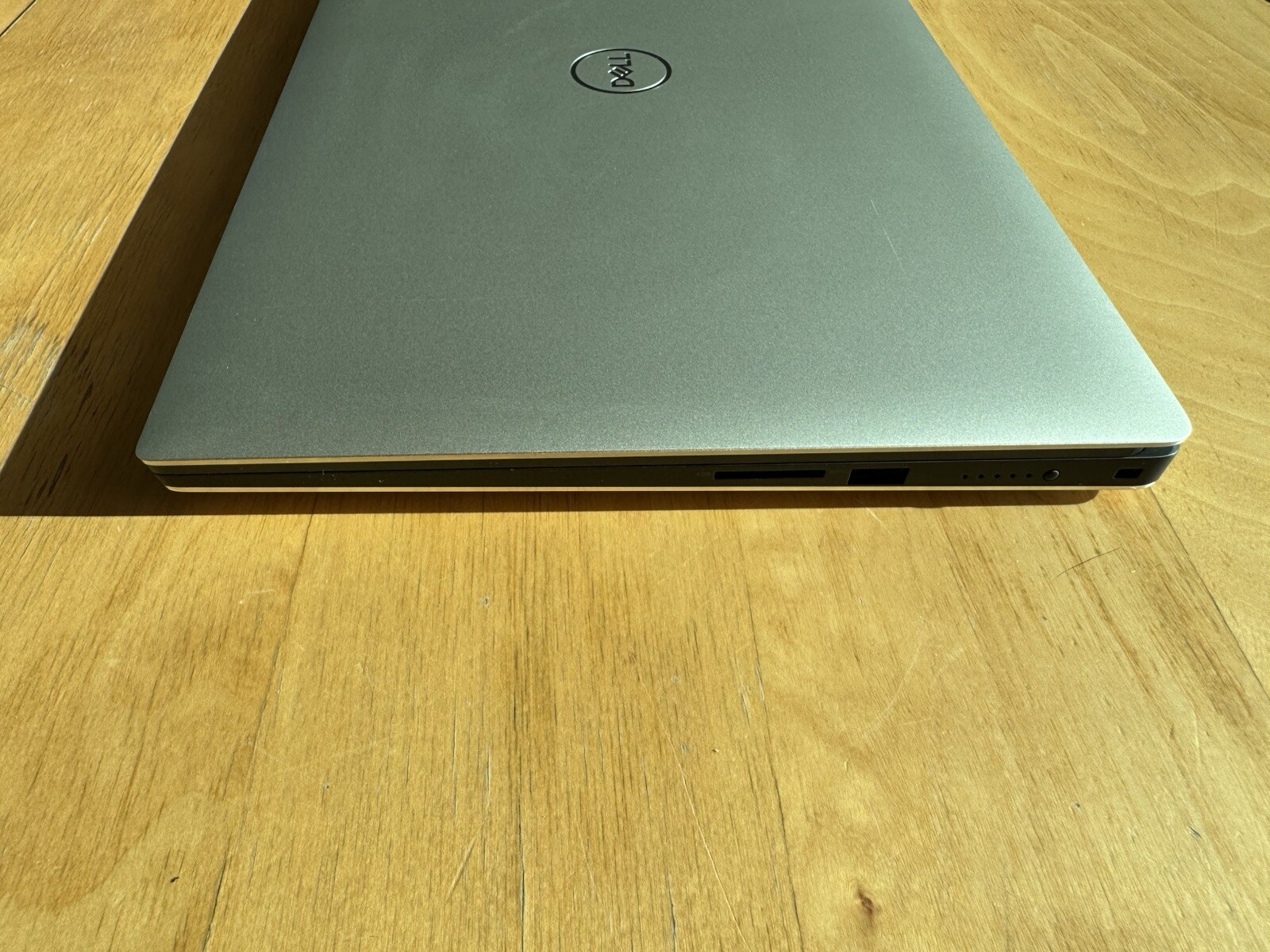 Dell XPS 15 7590 Intel Core i5-9300H 4.10 GHz(Max) 8GB RAM, 256GB SSD Win 11 PRO
