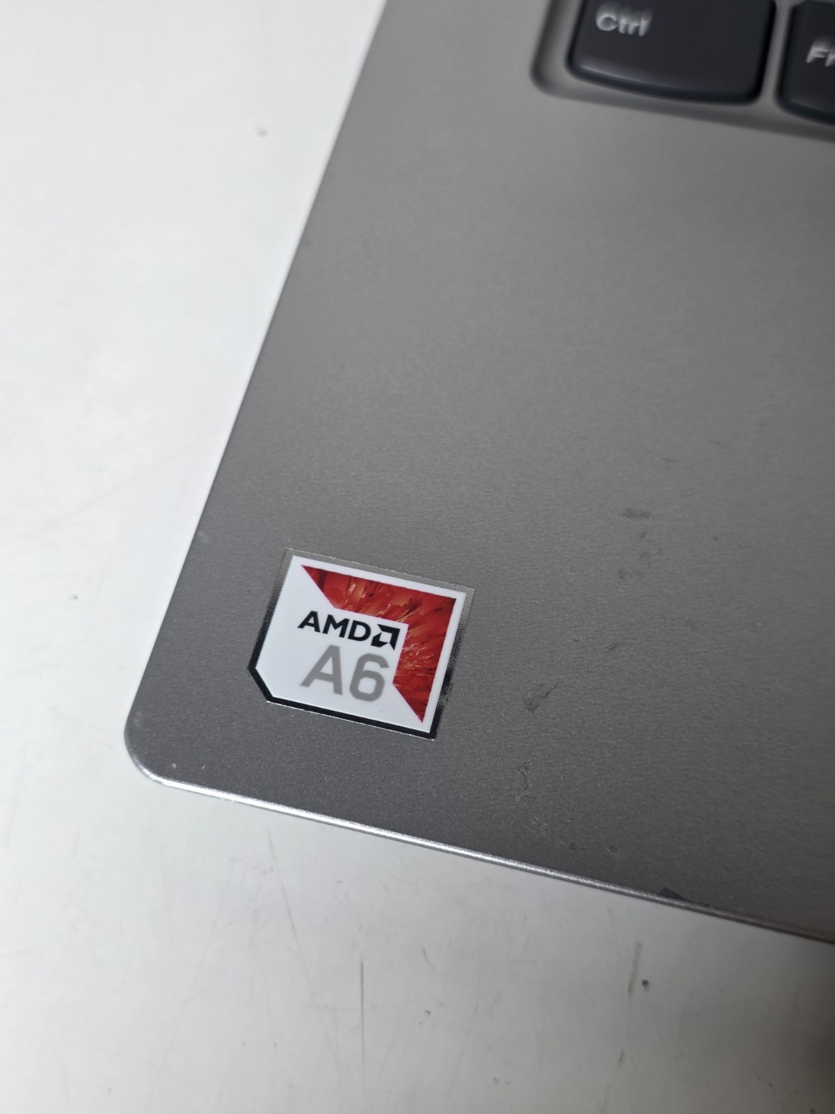 Lenovo Ideapad Slim 1 14AST-05 14″ A6-9220e 1.6GHz 4GB RAM 64GB SSD