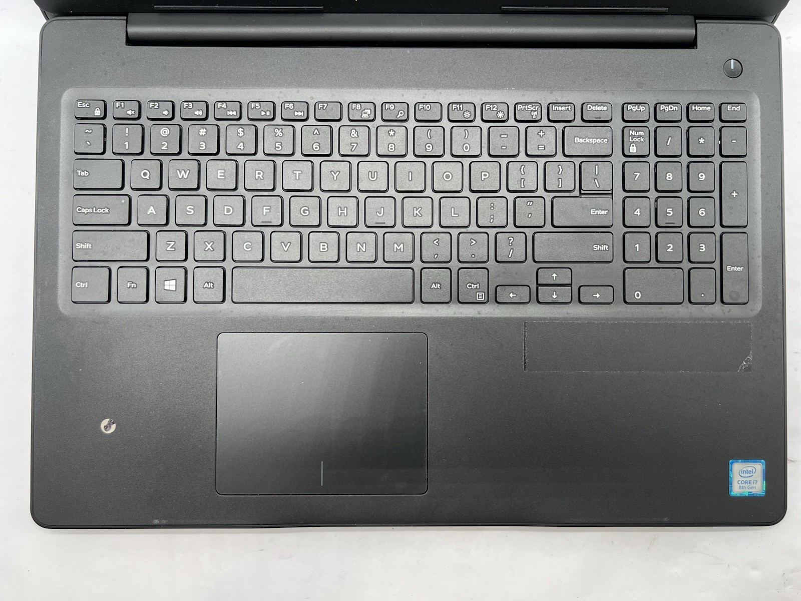 Dell Latitude 3590, i7-8550U CPU, @ 1.80GHz, 8GB RAM, 256GB SSD-No OS/Charger