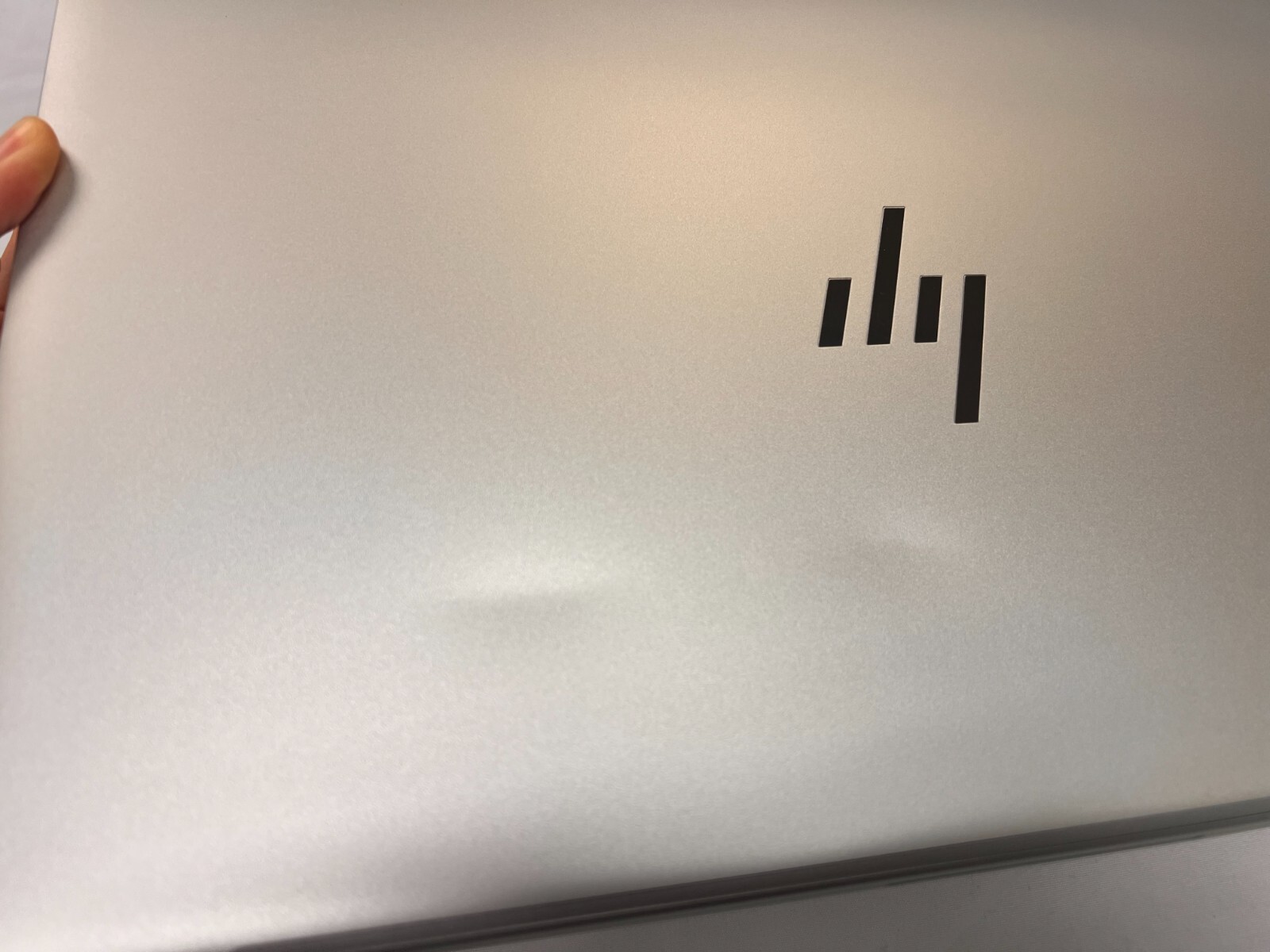 HP ENVY X360 2-IN-1 15t-ew000 549U9AV 15.6″FHD i5-1240P 8GB RAM 256GB SSD win11H