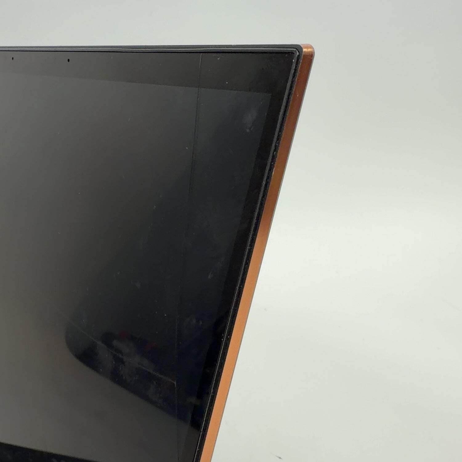 Broken MSI Summit E13 Flip Evo A13MT 13.4″ i7-1360P 16GB RAM 1TB SSD Cracked