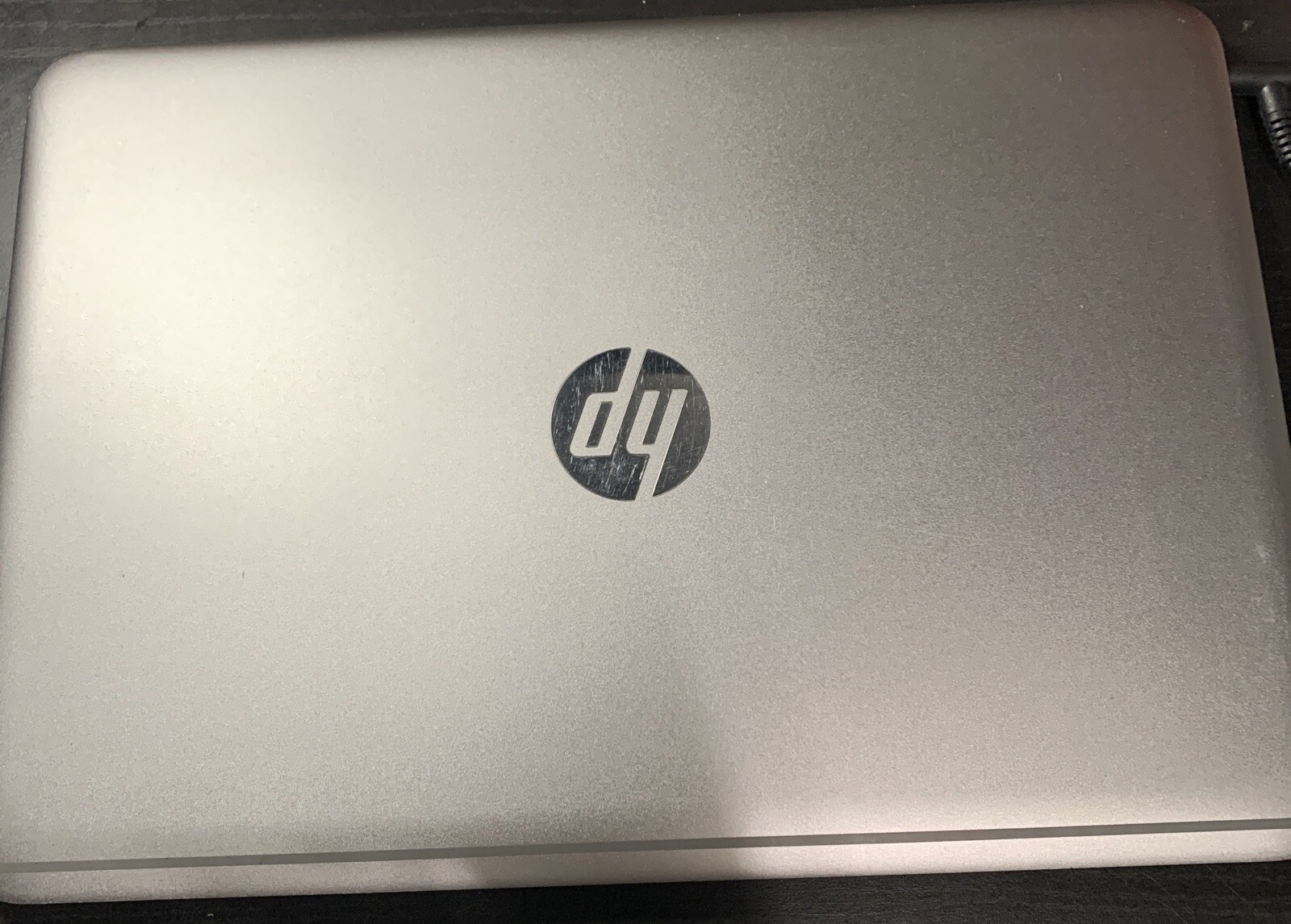 HP EliteBook Folio 1040 G3 FHD Intel i5-6200U 2.3 GHz 8GB DDR4 256SSD Win 10 Pro