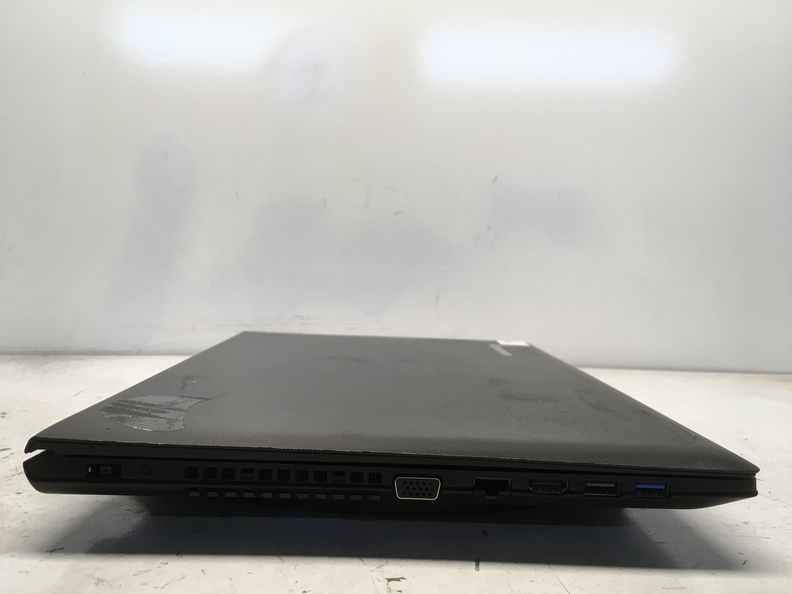 Lenovo G50-45 80E3 AMD A8-6410 2GHz 1 GB NO HDD No Batt