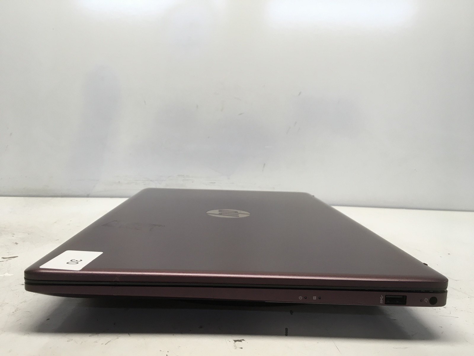 HP17-CP0011DS AMD Ryzen 3 2300U 2GHz 16 GB NO HDD No Batt