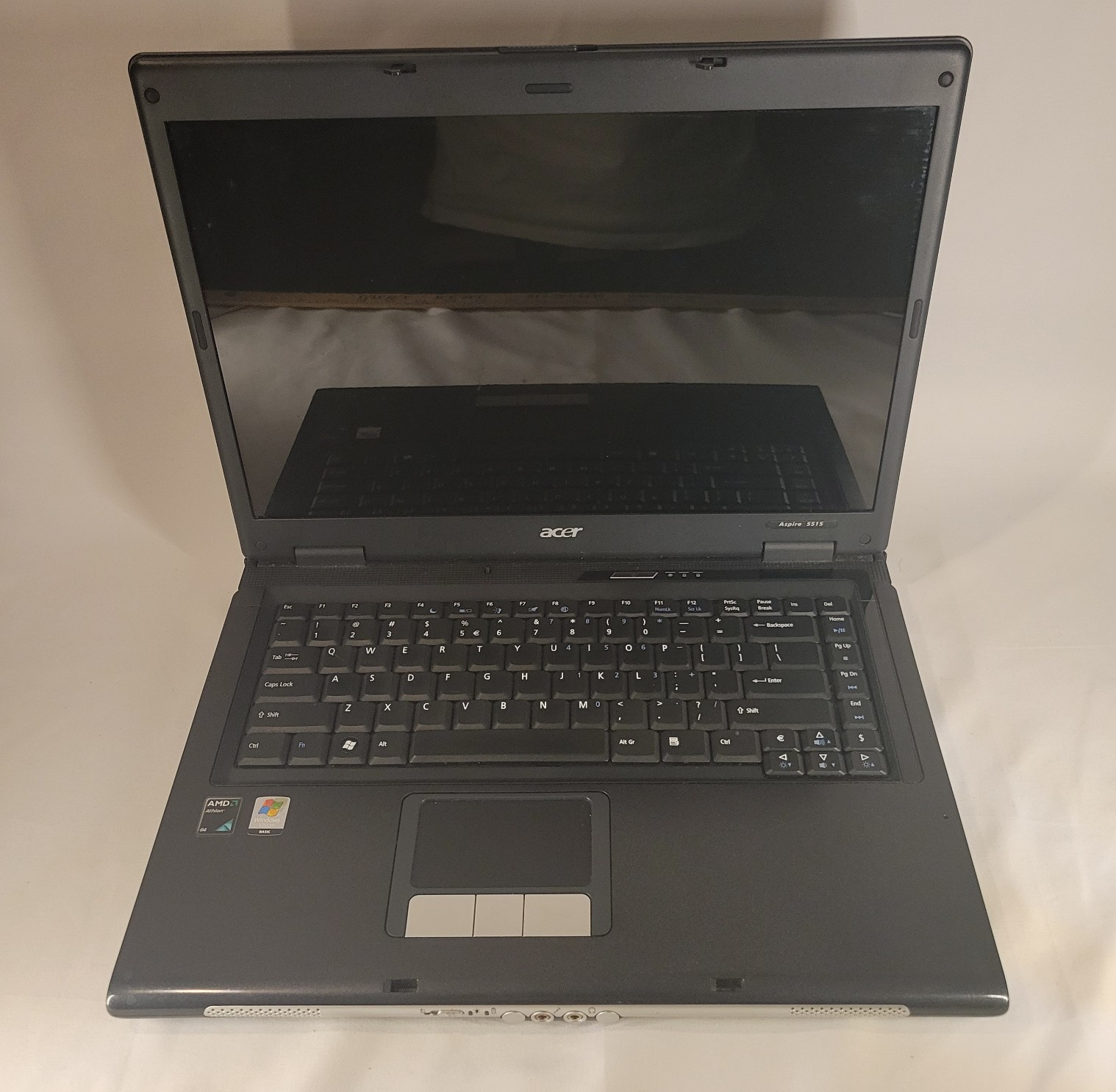 As Is Acer Aspire 5515 Series Laptop PC Repair Salvage Parts Unit No Charger