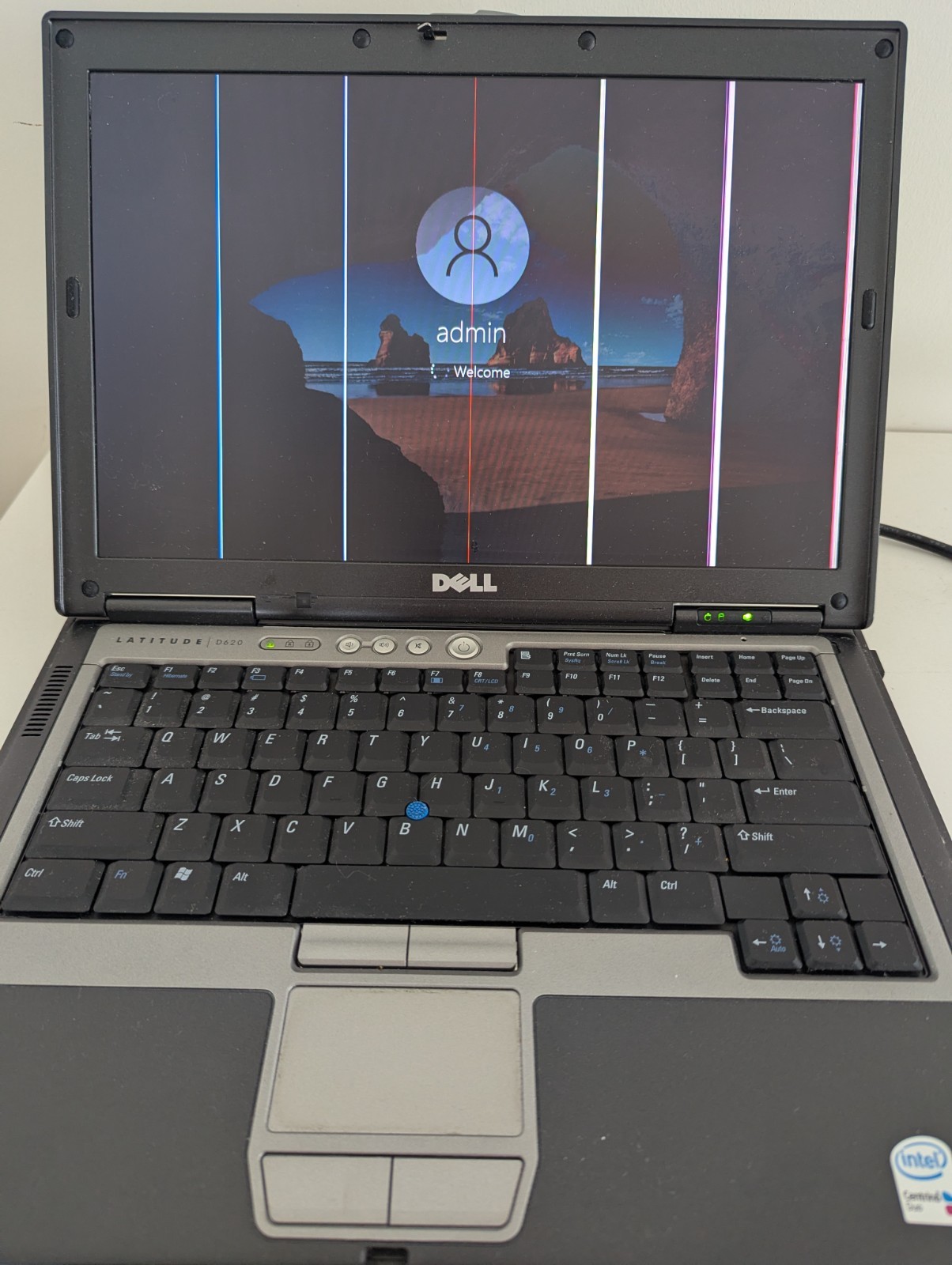 Dell Latitude D620 4GB RAM 120GB SSD Laptop w/ Win 10, 802.11ac WiFi, BAD SCREEN